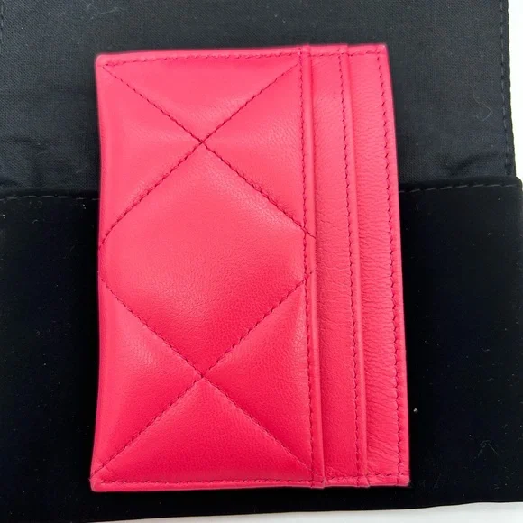 (SOLD) Chanel Lambskin Quilted Chanel 19 Card Holder Rose - Picture 16 of 16